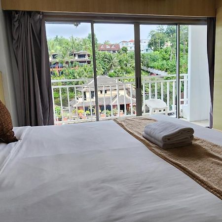Отель Eden Park Patong Экстерьер фото