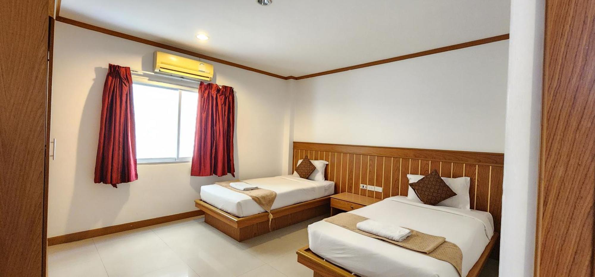 Отель Eden Park Patong Экстерьер фото