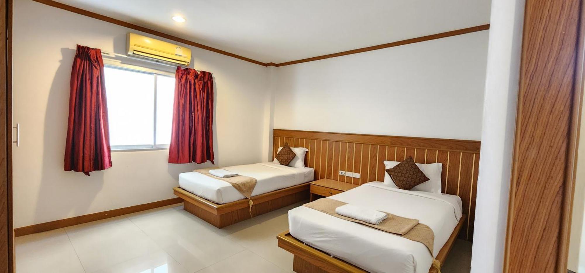 Отель Eden Park Patong Экстерьер фото